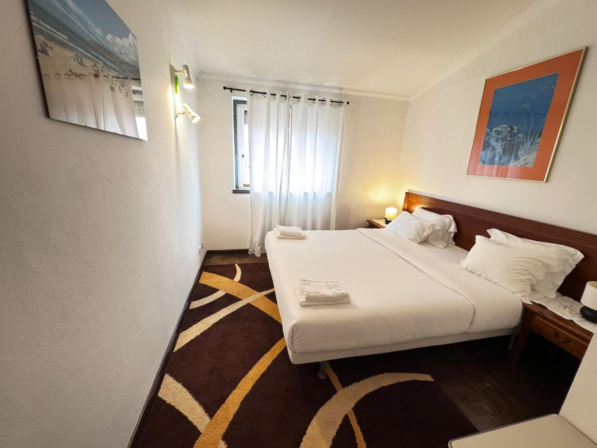 The Pearl - Cascais Guest House - City & Beach Екстериор снимка